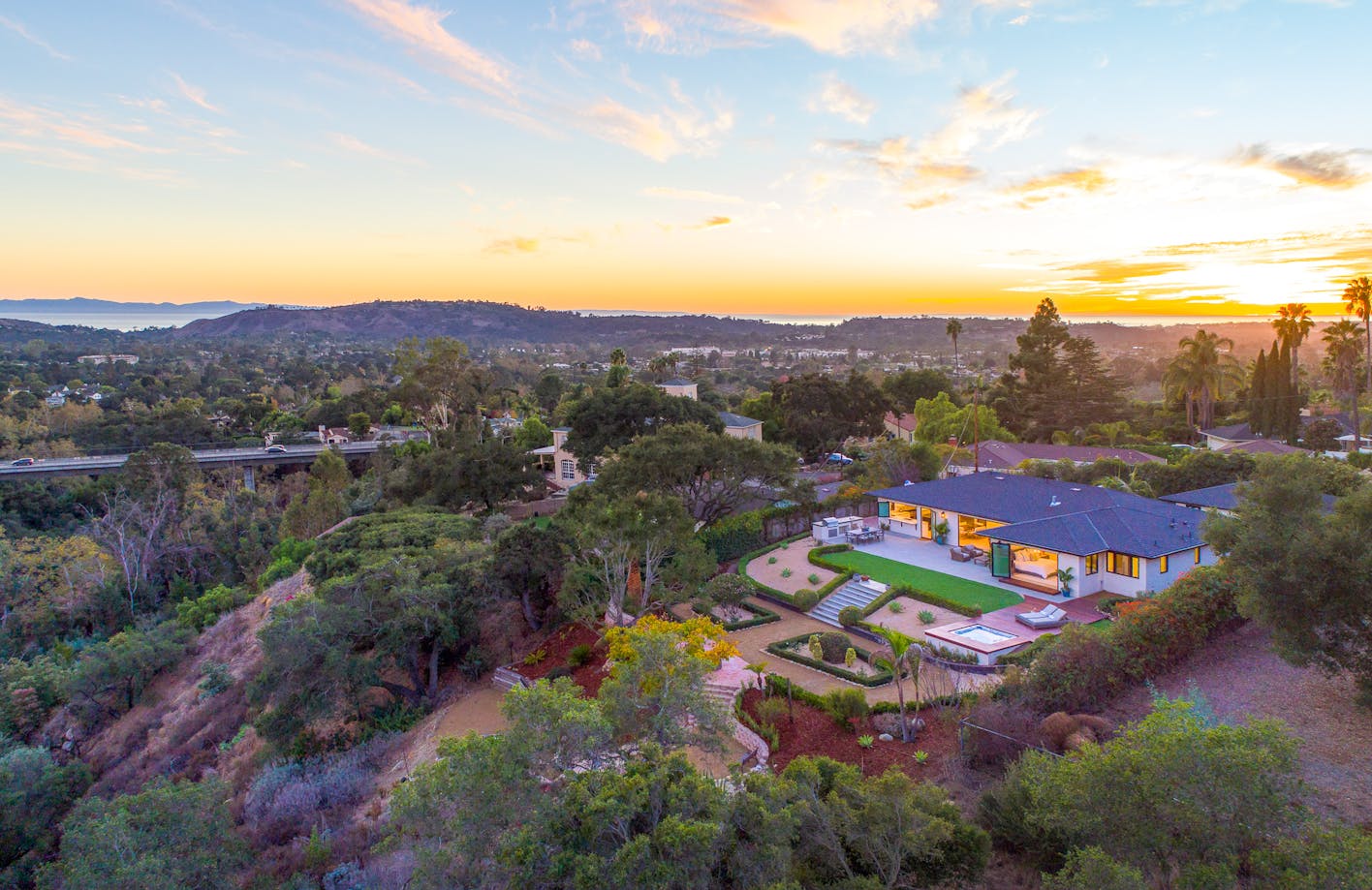 NanaWall indoor/outdoor lifestyle Santa Barbara home